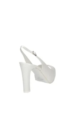 Armando olivieri Scarpa sposa Mara Bianco